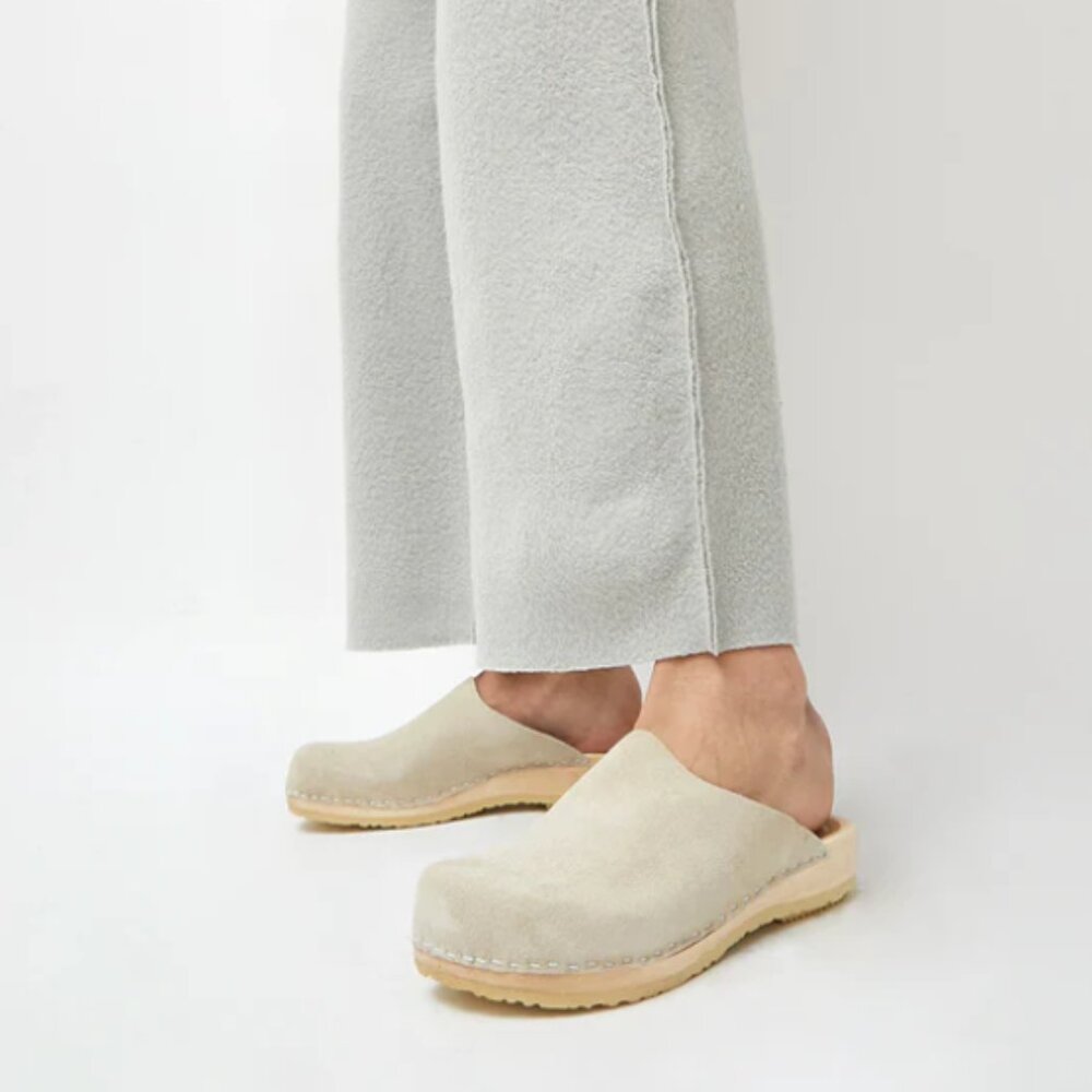 No. 6 Contour Clog on Flat Base in Chalk Suede, Size 37